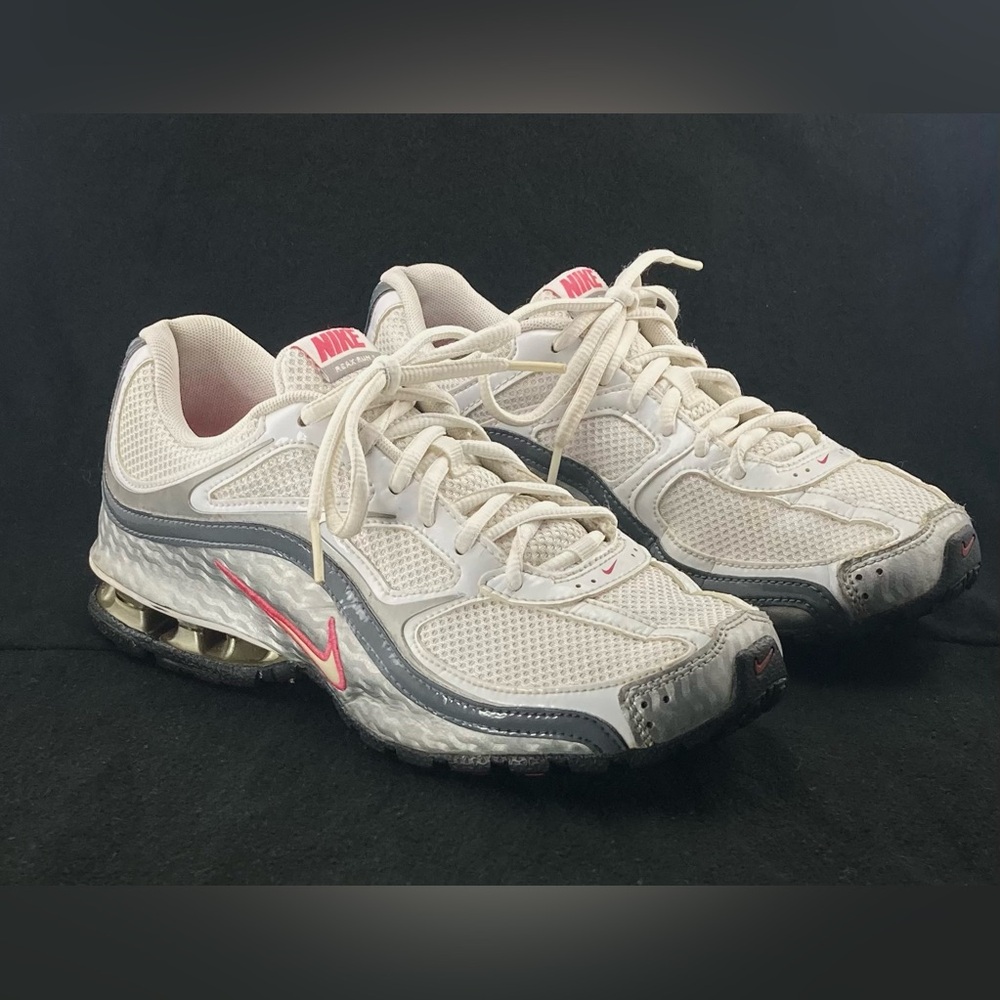 Nike Women's White and Gray Athletic Shoes with Pink Accents